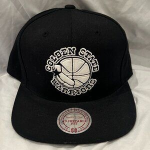 This Mitchell & Ness Golden State Warriors Adjustable Hat